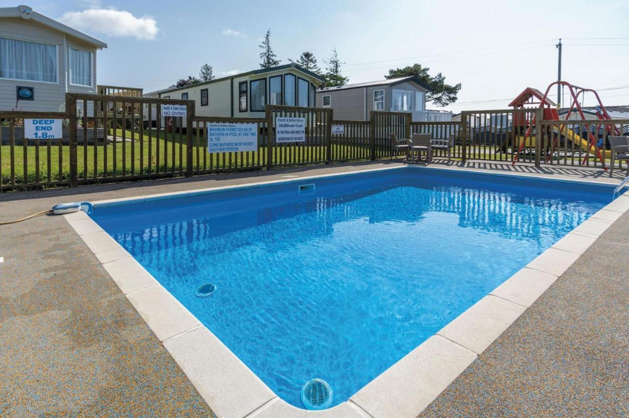 The Studio - 1 Bedroom Cabin - Amroth Dış mekan fotoğraf
