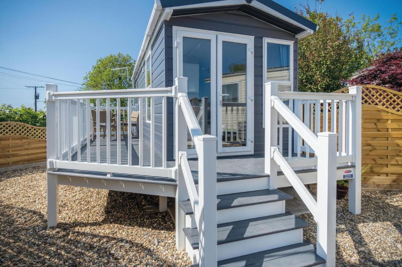 The Studio - 1 Bedroom Cabin - Amroth Dış mekan fotoğraf
